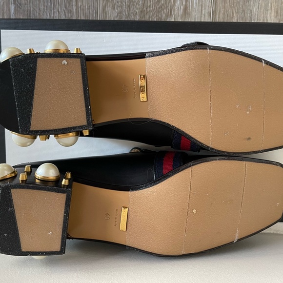 Like new Gucci Pearl leather mid-heel loafer/ Slipper - Picture 3 of 6